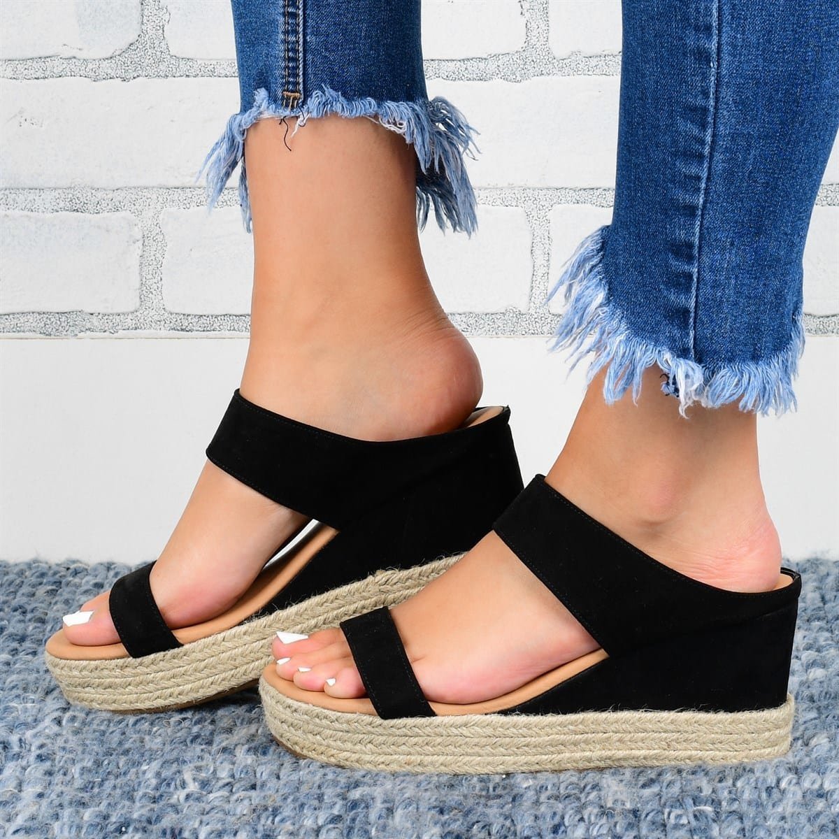 Freizeit-Wedges mit Keilabsatz – Bequeme Hanf-Keilabsatz-Pantoletten