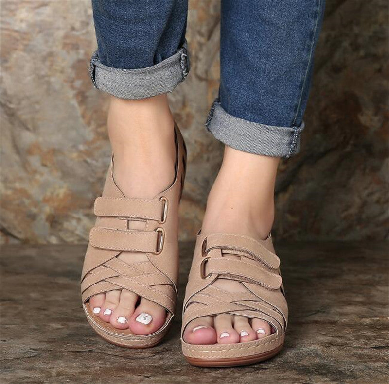 Retro Damen Sandalen Loch