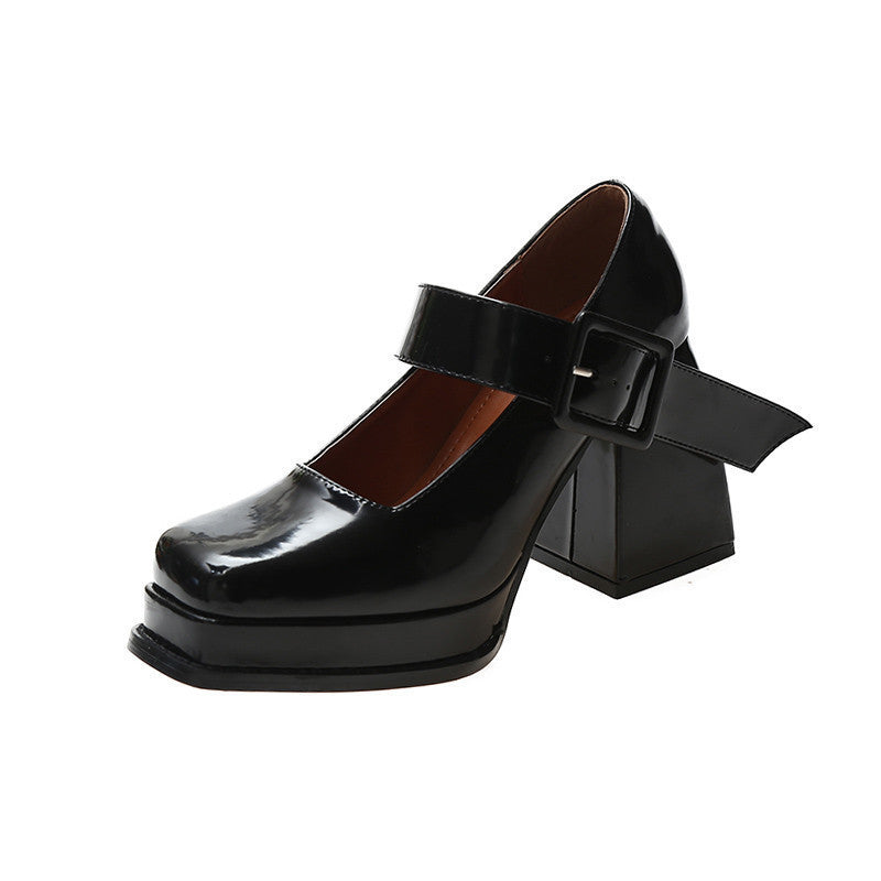 Damen High Heels mit Retro-Design und eckiger Spitze