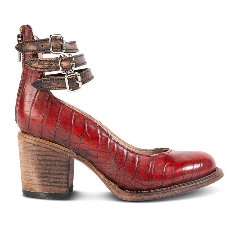 Lederschuh mit Absatz und doppeltem Riemen