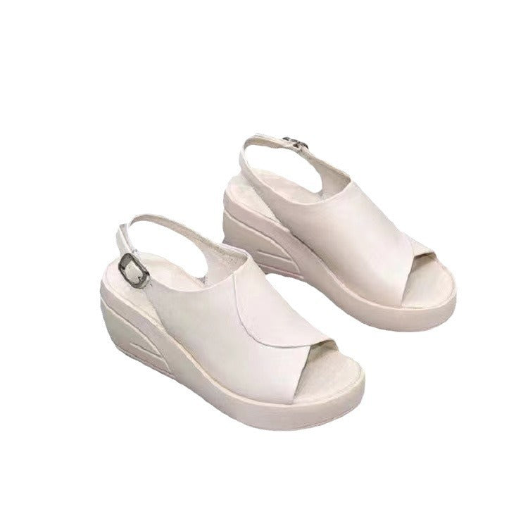 Sommertrend: Damen-Plateausandalen aus weichem Echtleder